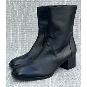 $600 STUART WEITZMAN Maeve Black Soft Leather Booties Women's Size 8 US NEW